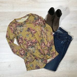 Long sleeve floral top